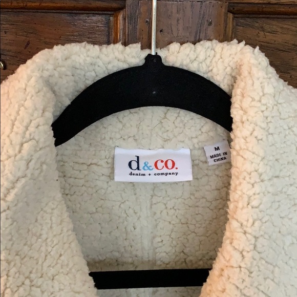 Faux Suede Shearling Vest - Picture 3 of 6